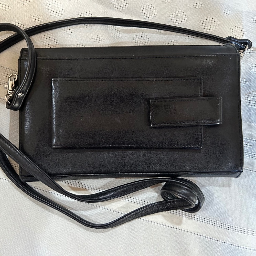 Perlina Leather Crossbody/Wallet - Picture 2 of 6